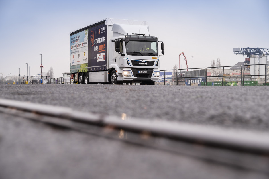 Stark Testet E-Lkw Im Lieferverkehr - Diy Online