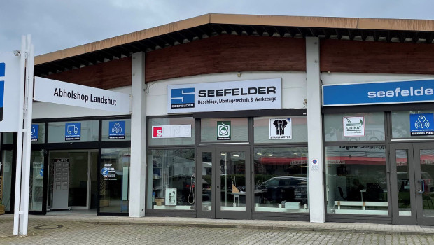 Seefelder ist ein Fachhändler für Beschläge, Werkzeuge und Montagetechnik mit Standorten in München, Nürtingen, Landshut, Pforzheim, Straubing und Hamburg. 