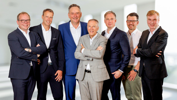 Der neugewählte HHG-Vorstand 2024-2027 (von links nach rechts): Claudius Voigt, Jürgen Herrmann, Peter Stechmann, Friedrich Beier, Wolf Walter Hustadt, Florian Müller und Ulrich Köhler.