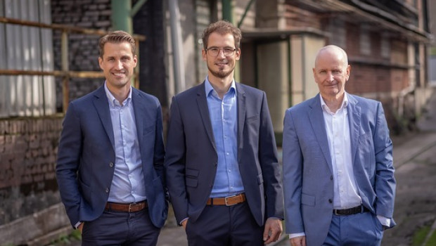 Das Führungsteam der Caramba GmbH besteht aus (v.l.) Philipp Knorr (Leiter Sales & Marketing), Simon Thomaßen (Leiter Finance, Controlling & IT) und Reiner Eckhardt (Geschäftsführender Gesellschafter). 